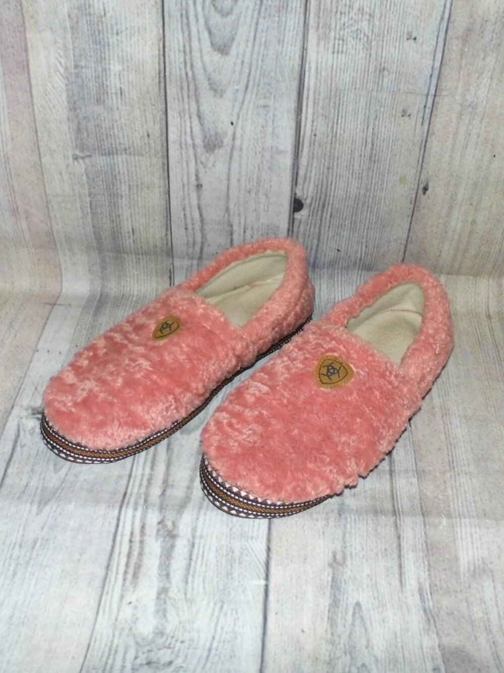 ARIAT Snuggle Slipper Pink Slip On Slippers Womens Size 8.5-9 - Picture 3 of 7